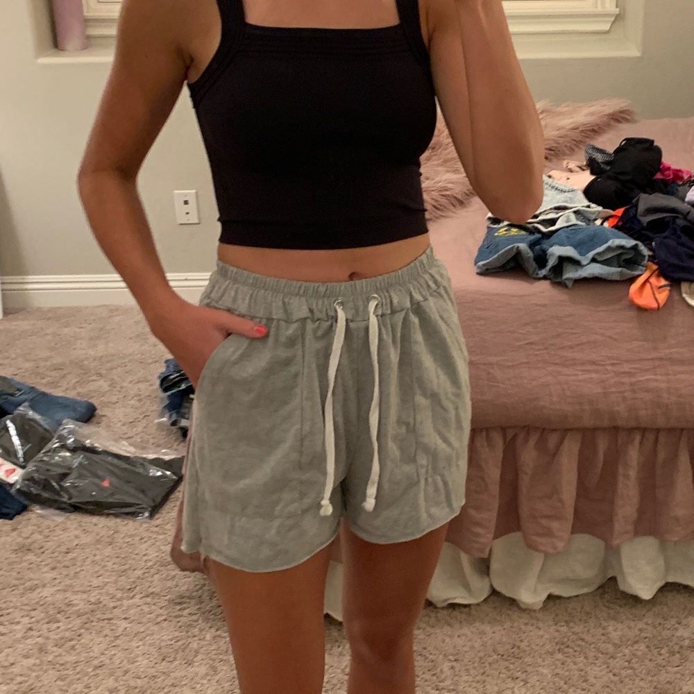sweatshorts!